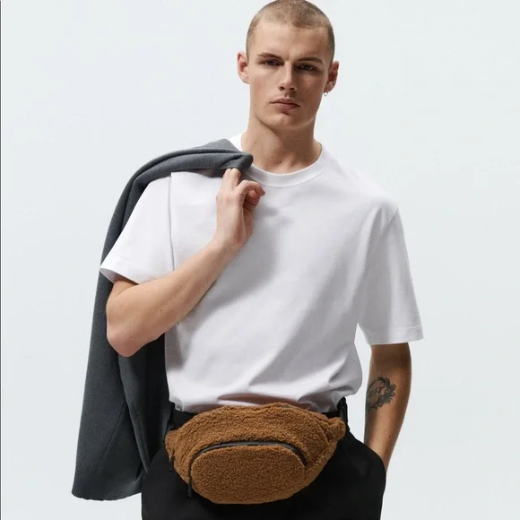 NWT. Zara Man Camel Brown Faux Shearling Belt Bag.